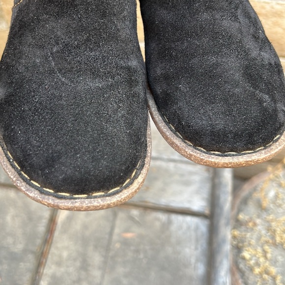 Born Black Suede Chelsea Boots 7.5 Women’s - Picture 10 of 12